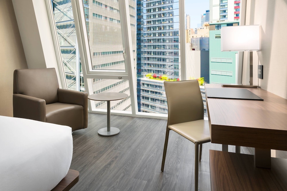 AC HOTEL NEW YORK TIMES SQUARE 45/75