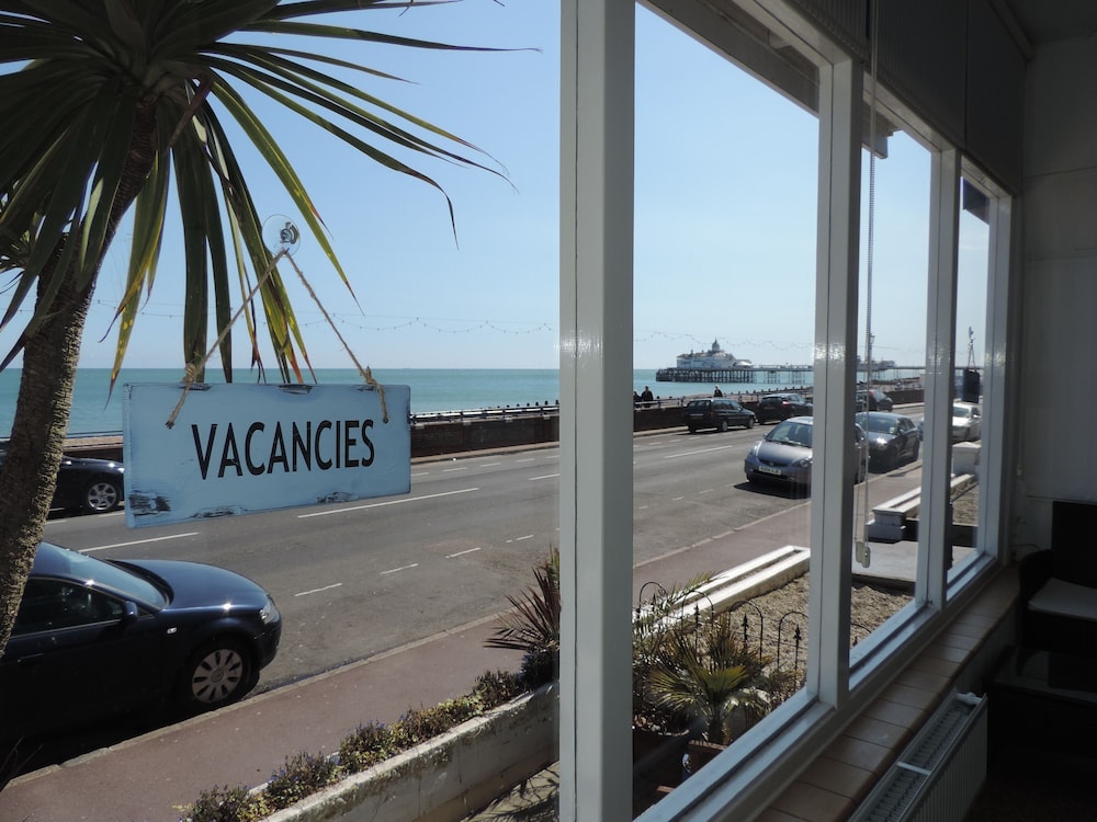The Beach Front Guest House 34/43