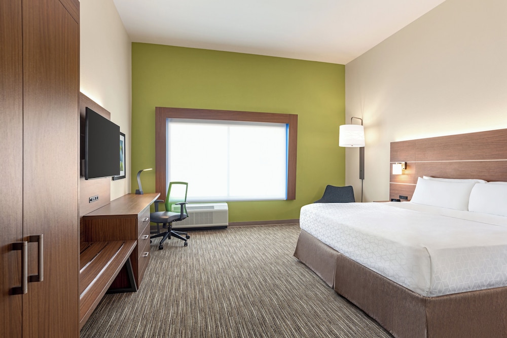 Standard, King Bed, Accessible