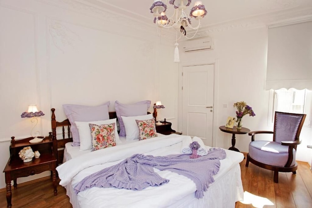 The White Swan Suites Beyoglu 17/74