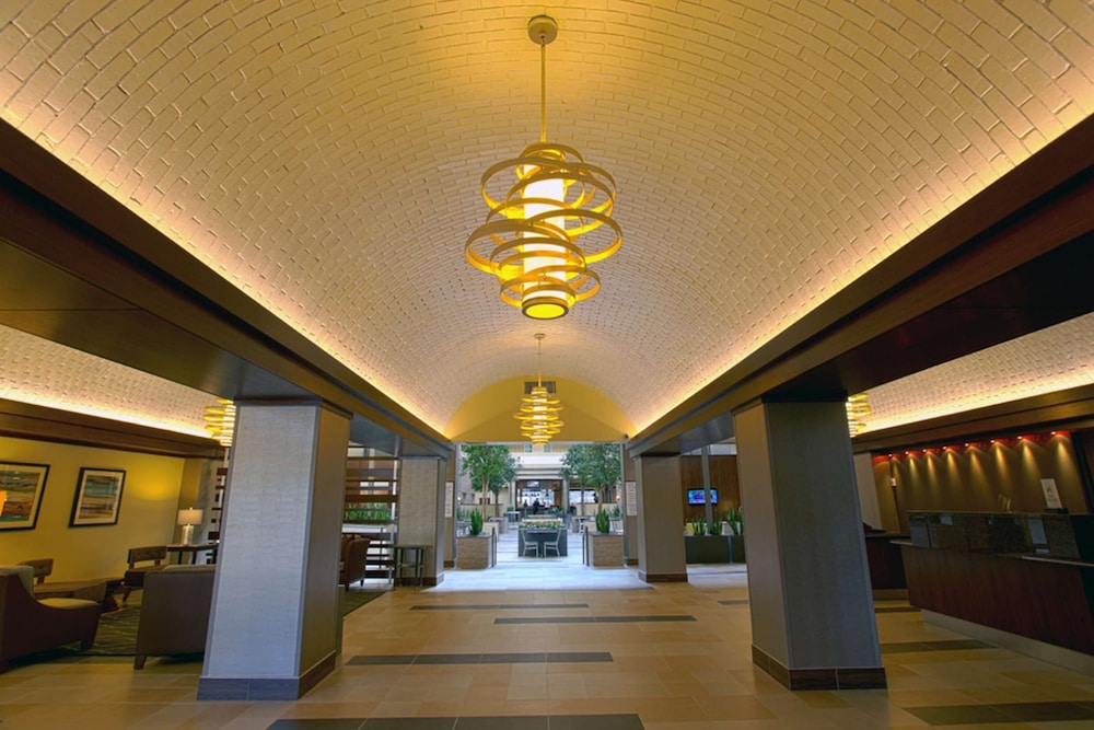 Embassy Suites by Hilton Dallas Market Center 11/72