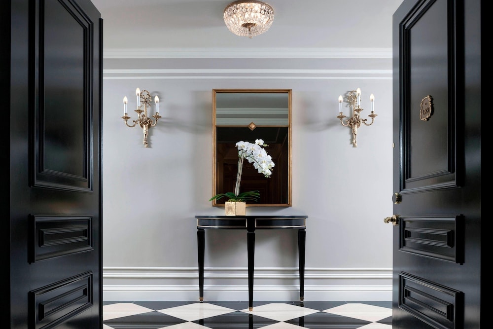 The St. Regis New York 56/59