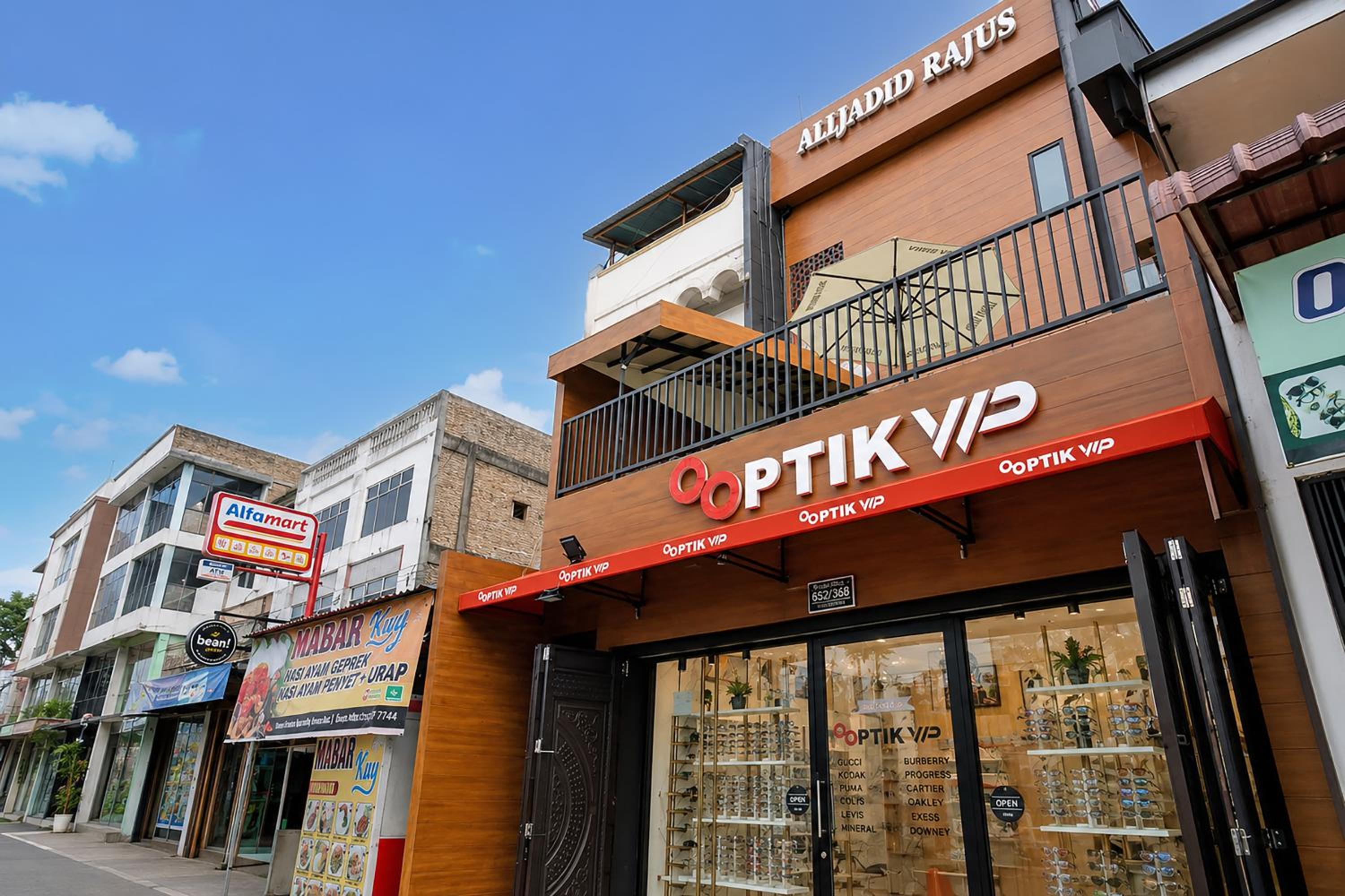 Hotel O near Universitas Sumatera Utara formerly Aljadid Guest House Pajus in MEDAN