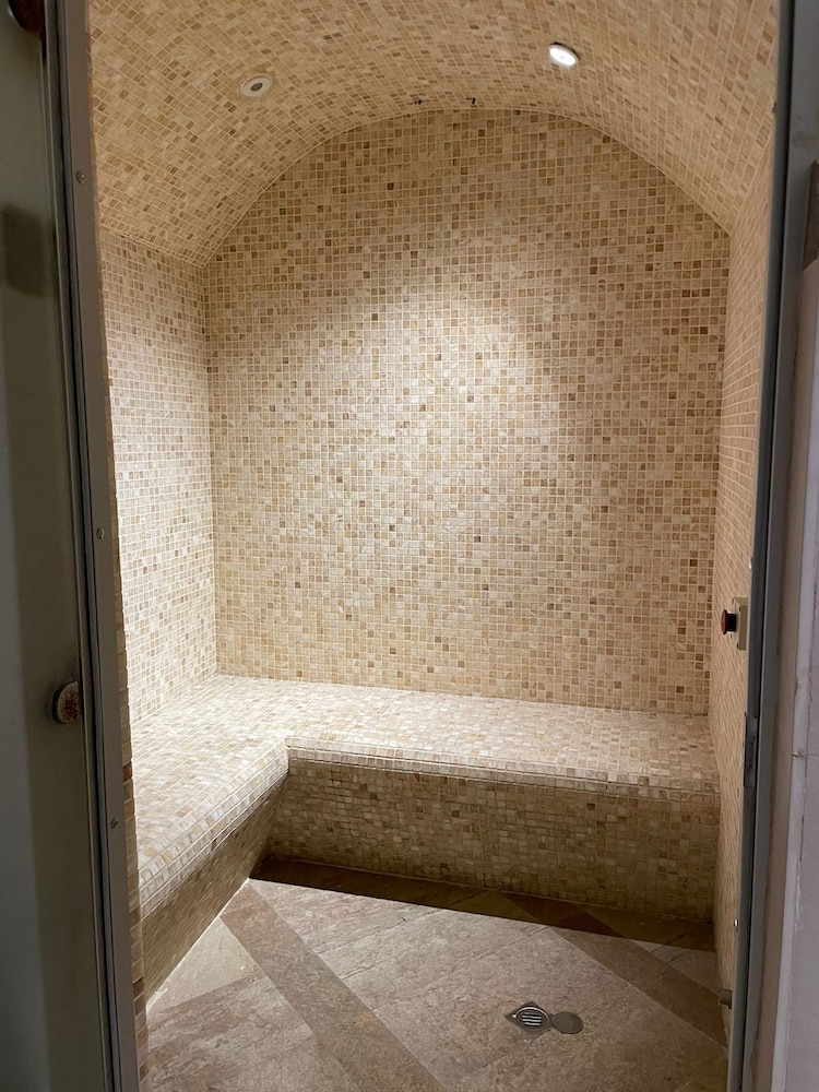 فندق نوفوتيل بزنس بارك الدمام(Novotel Dammam Business Park) 35/62