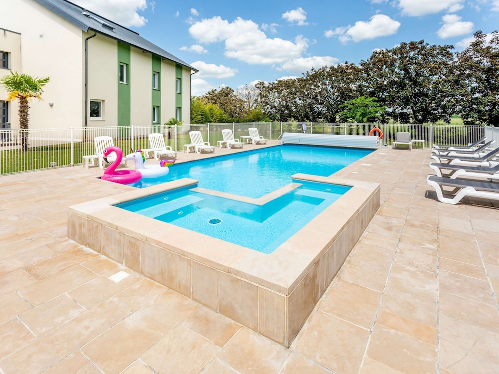 Ibis Styles Bourges 22/48