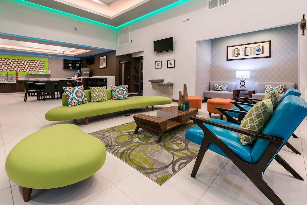 Ramada By Wyndham El Paso 21/38