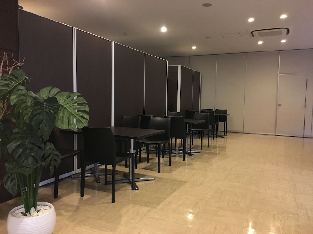 Cvs Bay Hotel 47/50