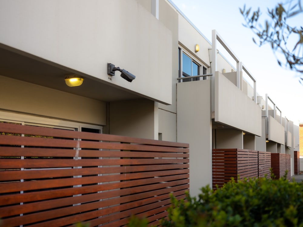 Salamanca Suites 4/47