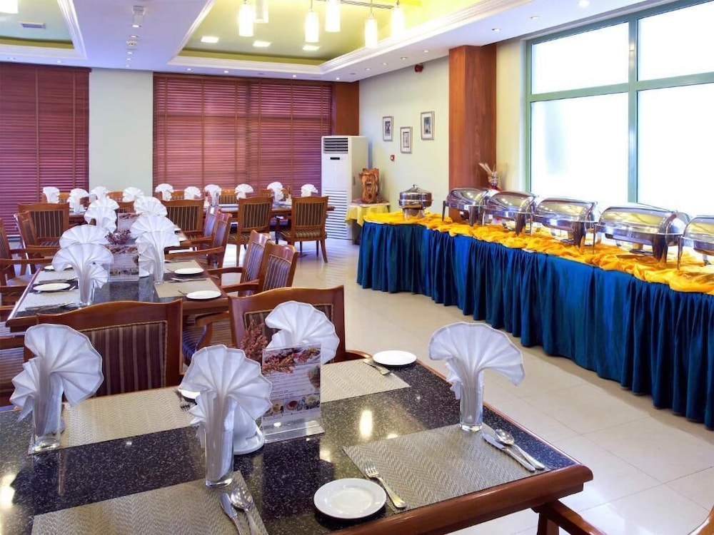 Safeer Plaza Hotel 43/50