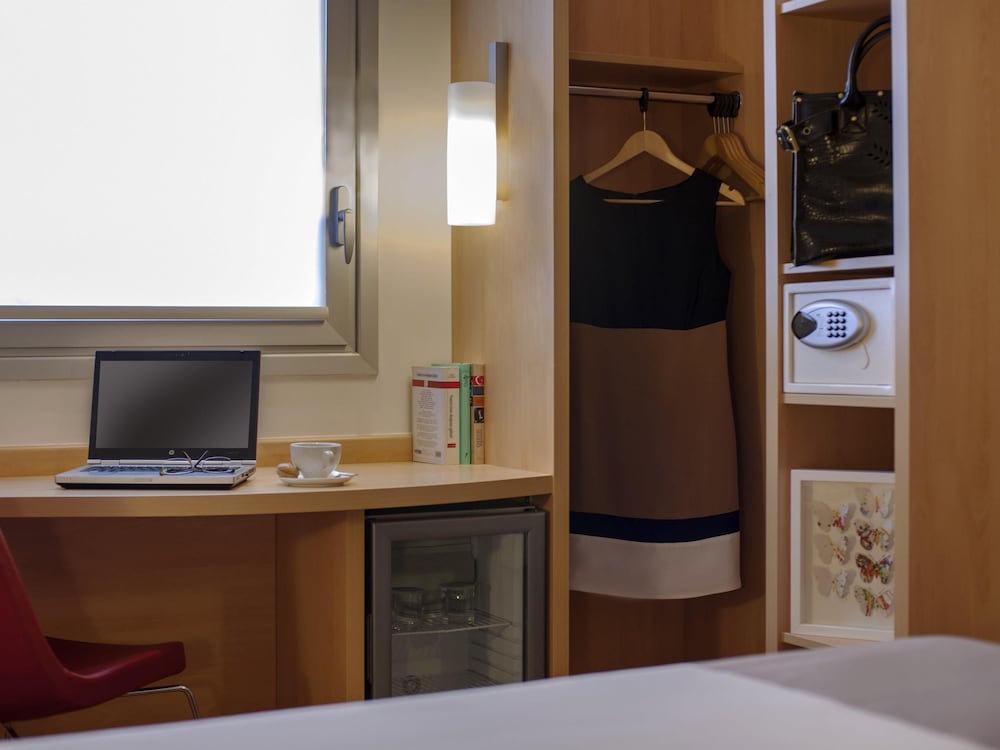 Ibis Istanbul Esenyurt 68/74