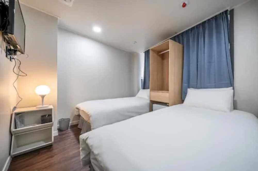 Hotel Mayone 5/15