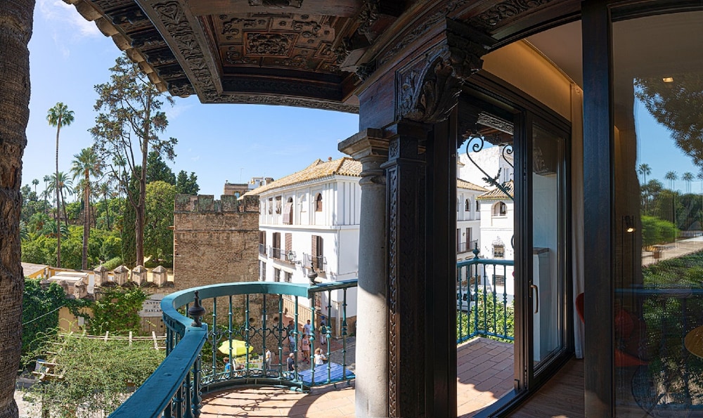 Suites Murillo Plaza Santa Cruz 34/39