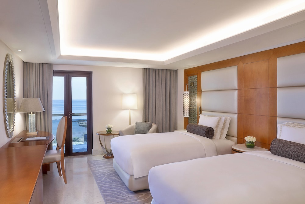 Al Bustan Palace A Ritz-Carlton Hotel 6/52