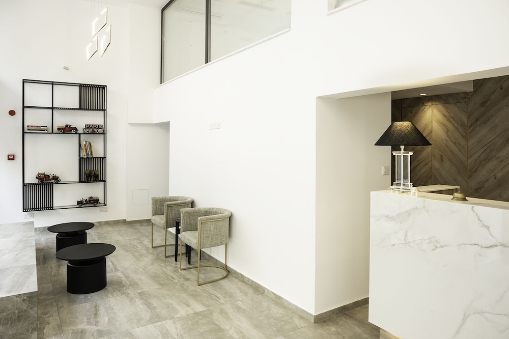 Roseum Boutique Hotel 50/50
