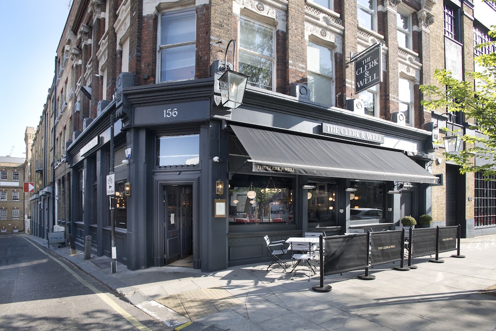 The Clerk &amp; Well Pub &amp; Rooms 7/52
