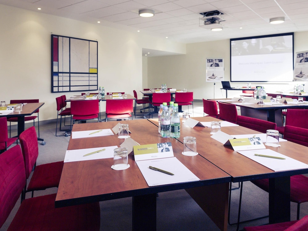 Mercure Maurepas Saint Quentin 56/70