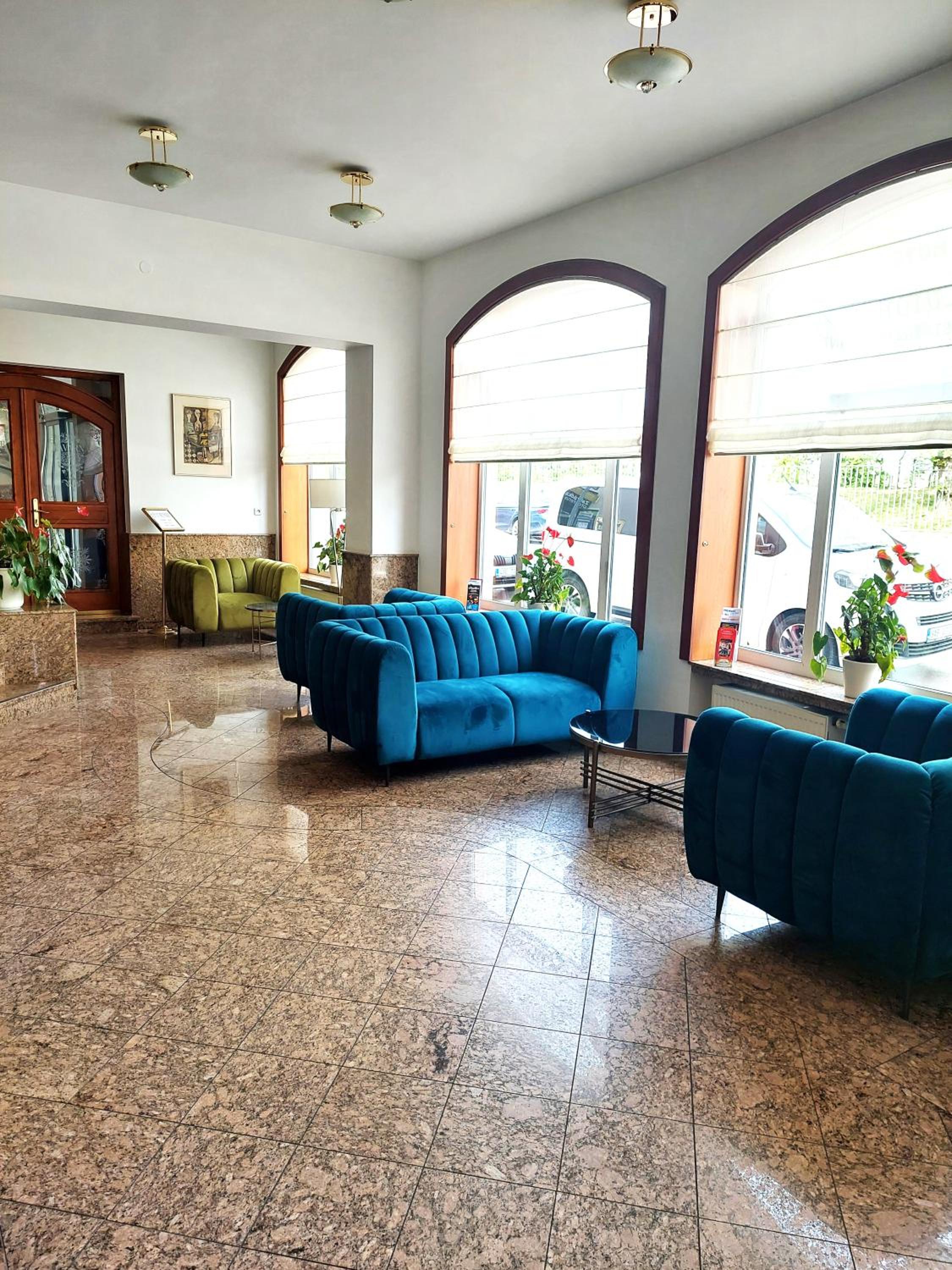 Hotel Avion 29/51