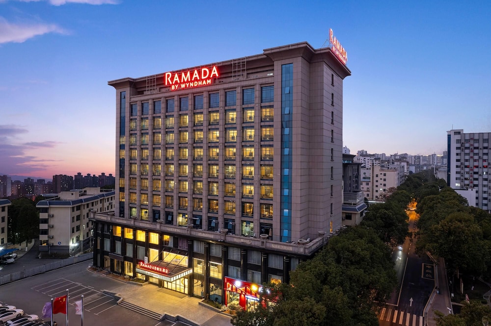 Ramada by Wyndham Zhangjiajie Tianmen Mountain 7/49