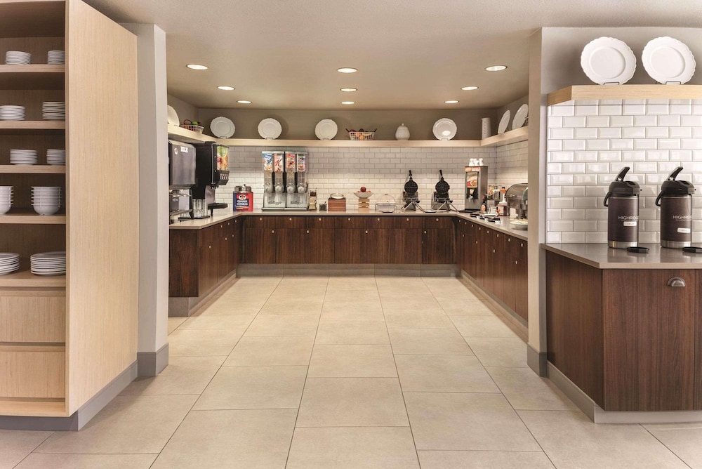 Country Inn Suites By Radisson Green Bay East Wi 13/55