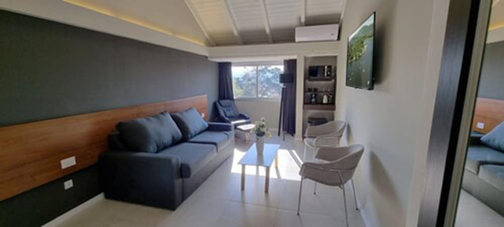 Pinares Del Cerro Hotel 31/63