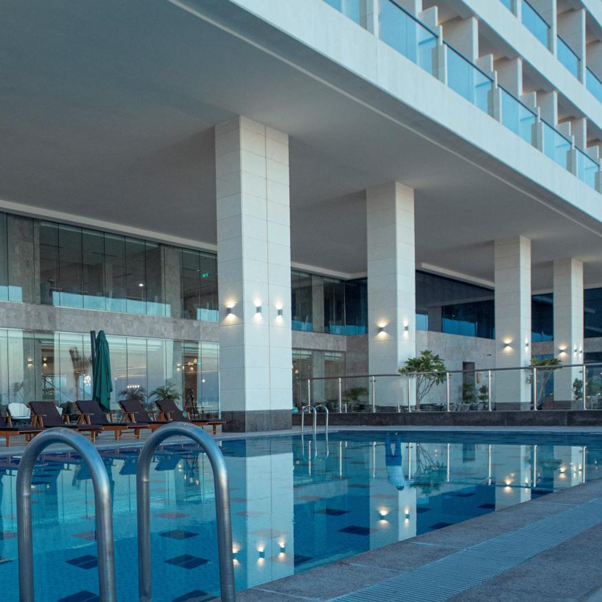 فندق ويفز(Waves Hotel) 48/75