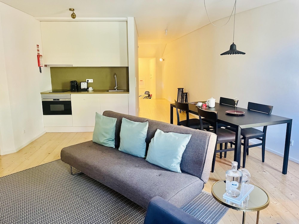 Oporto Invite Taipas Historical Center 45/50