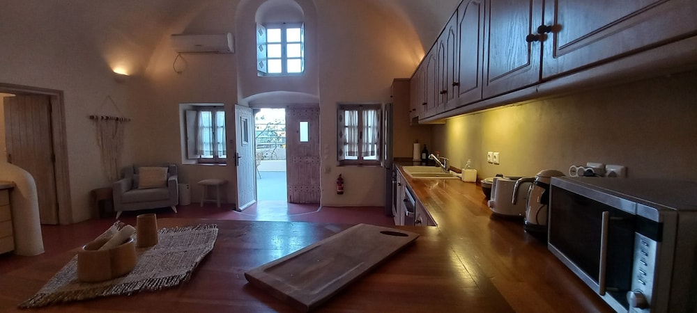 Villa Kisiris 14/40