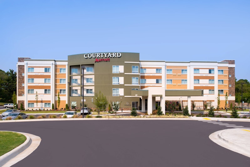 Courtyard Hot Springs 3/49