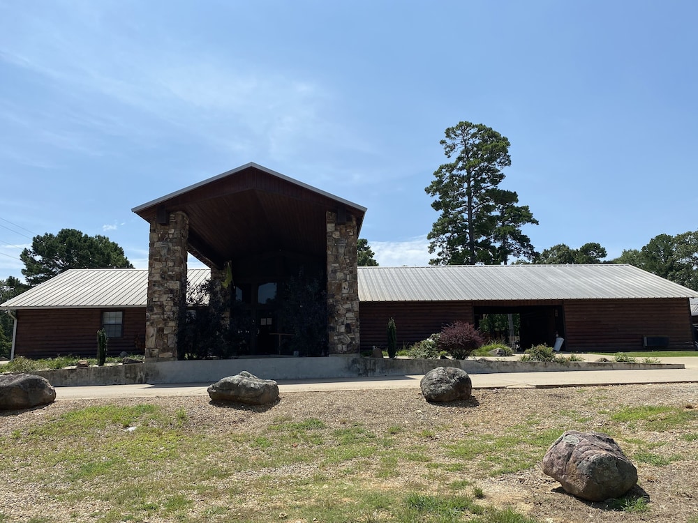 Hochatown Country Lodge 5/49