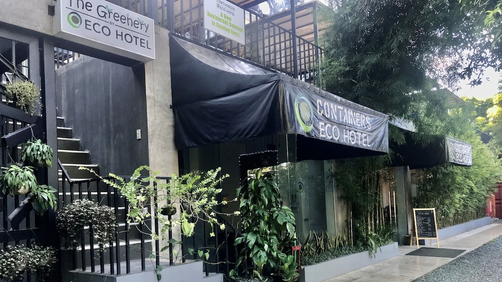 Containers By Eco Hotel Tagaytay 3/66