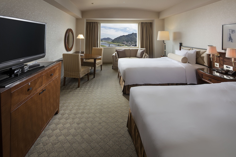 ROOM, SINGLE, TWIN BEDS, RIVER VIEW