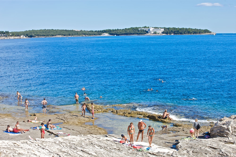 Arena Stoja Camping Homes 38/50