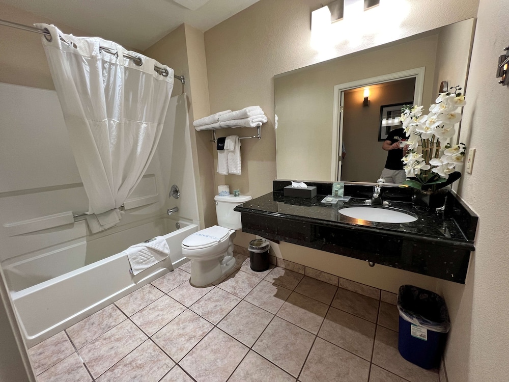 Best Western Americana 24/41