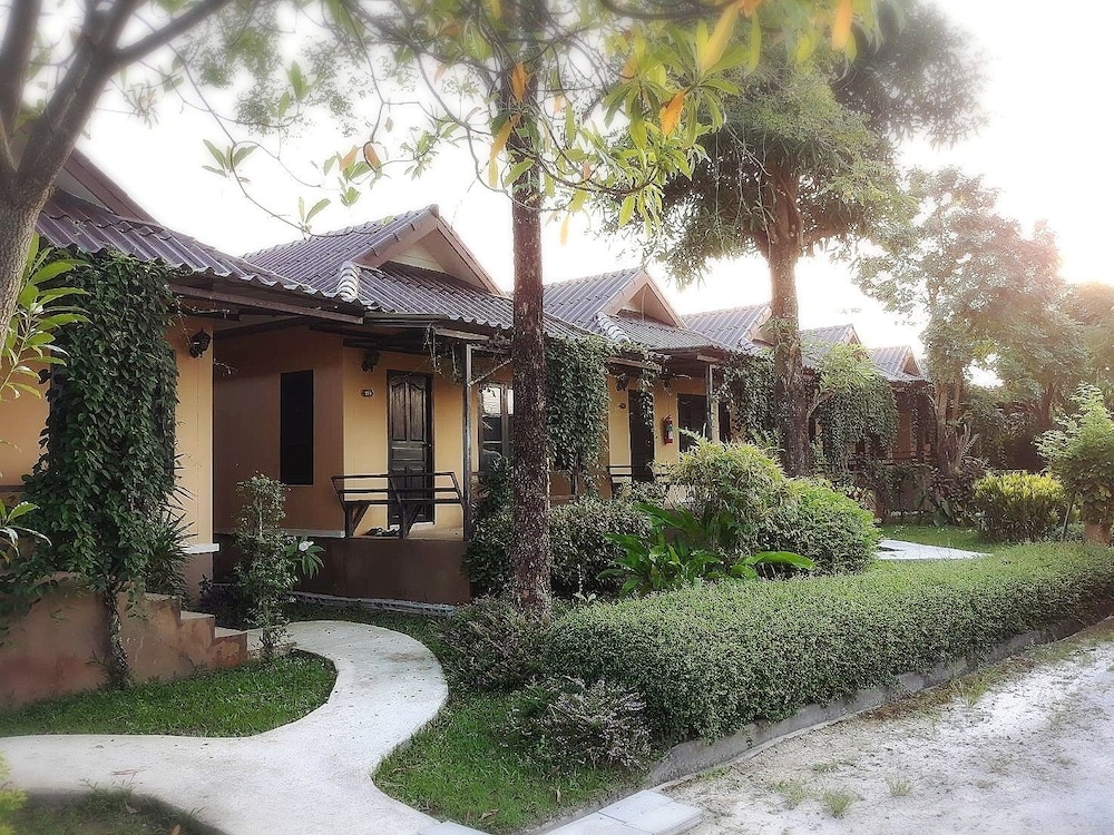 Suansiri Resort 3/49