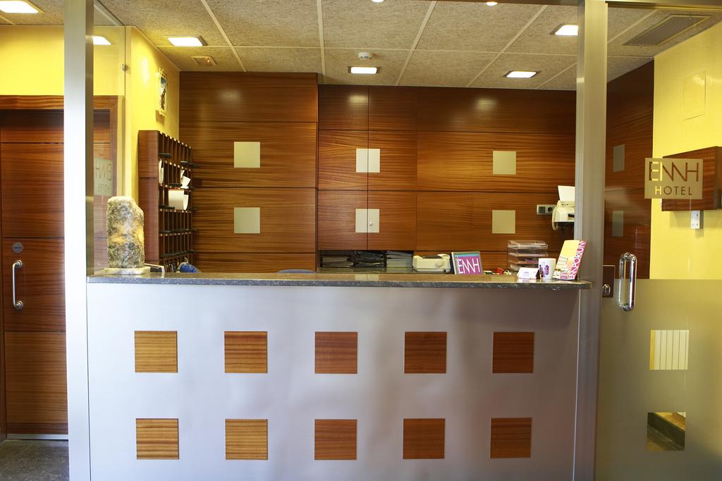 Emporium Hotel 6/42