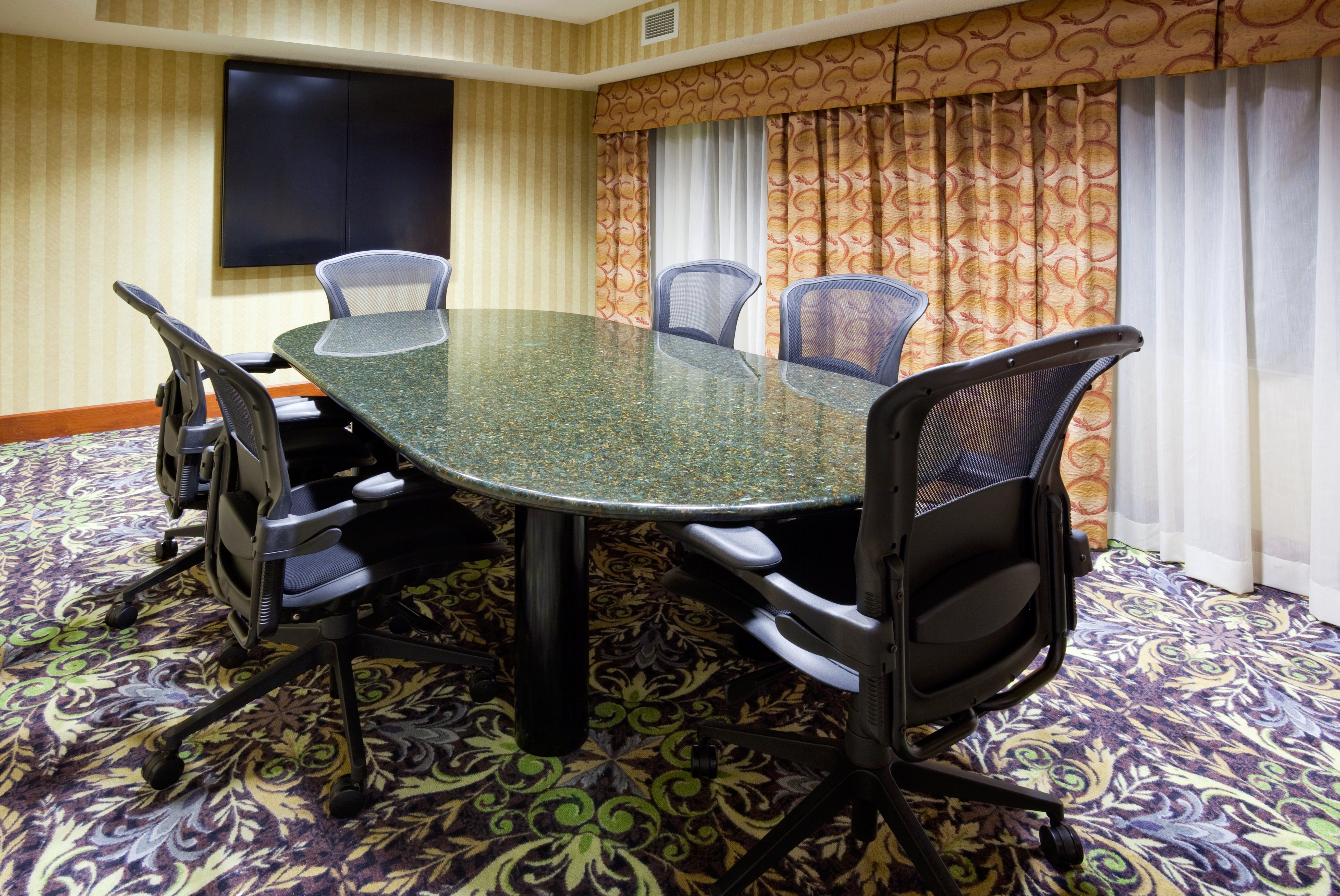 Staybridge Suites Mpls Maple Grove Arbor Lakes 53/62
