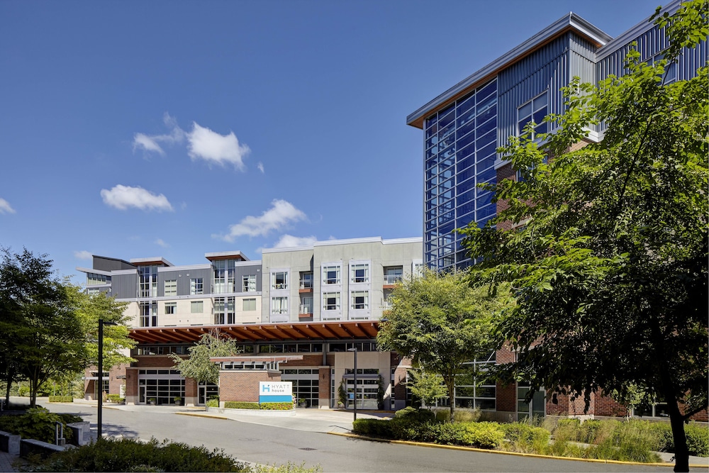 Hyatt House Seattle/Redmond 3/70
