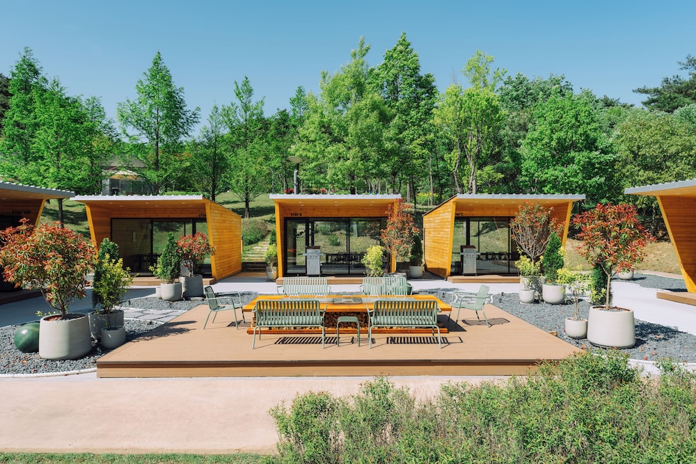 The Suites Hotel Namwon 66/75