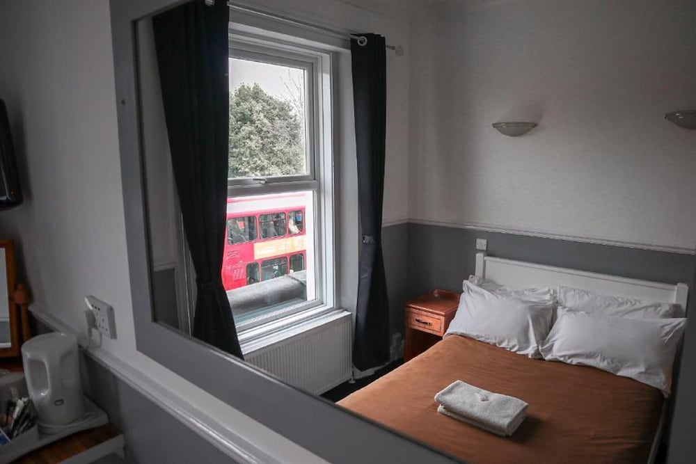 Hotel 261 15/46