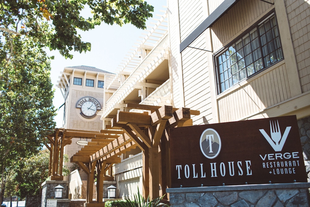 Toll House Hotel Los Gatos, Tapestry Collection by Hilton 4/50