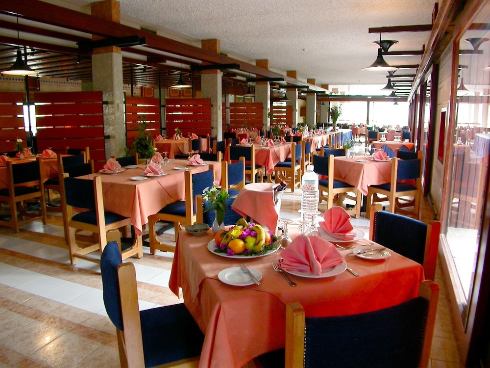 Sidi Harazem Hotel 41/45