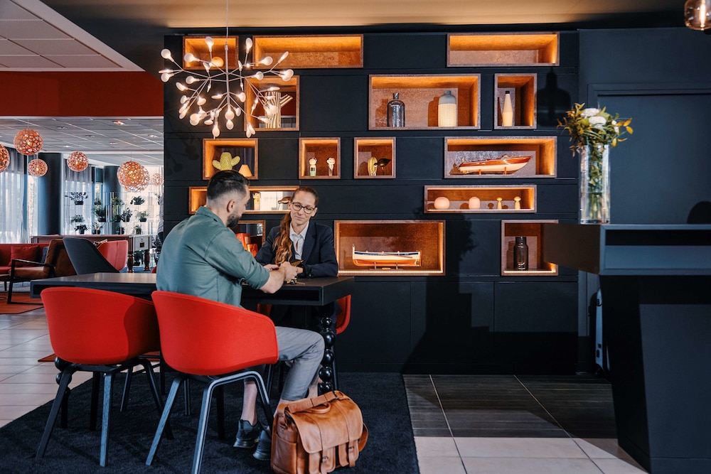 Hotel Mercure Toulon La Seyne-Sur-Mer 62/76