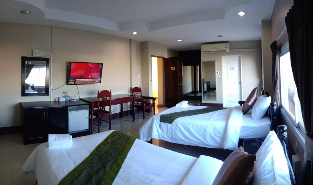 Submukdaphoomplace Hotel 36/50