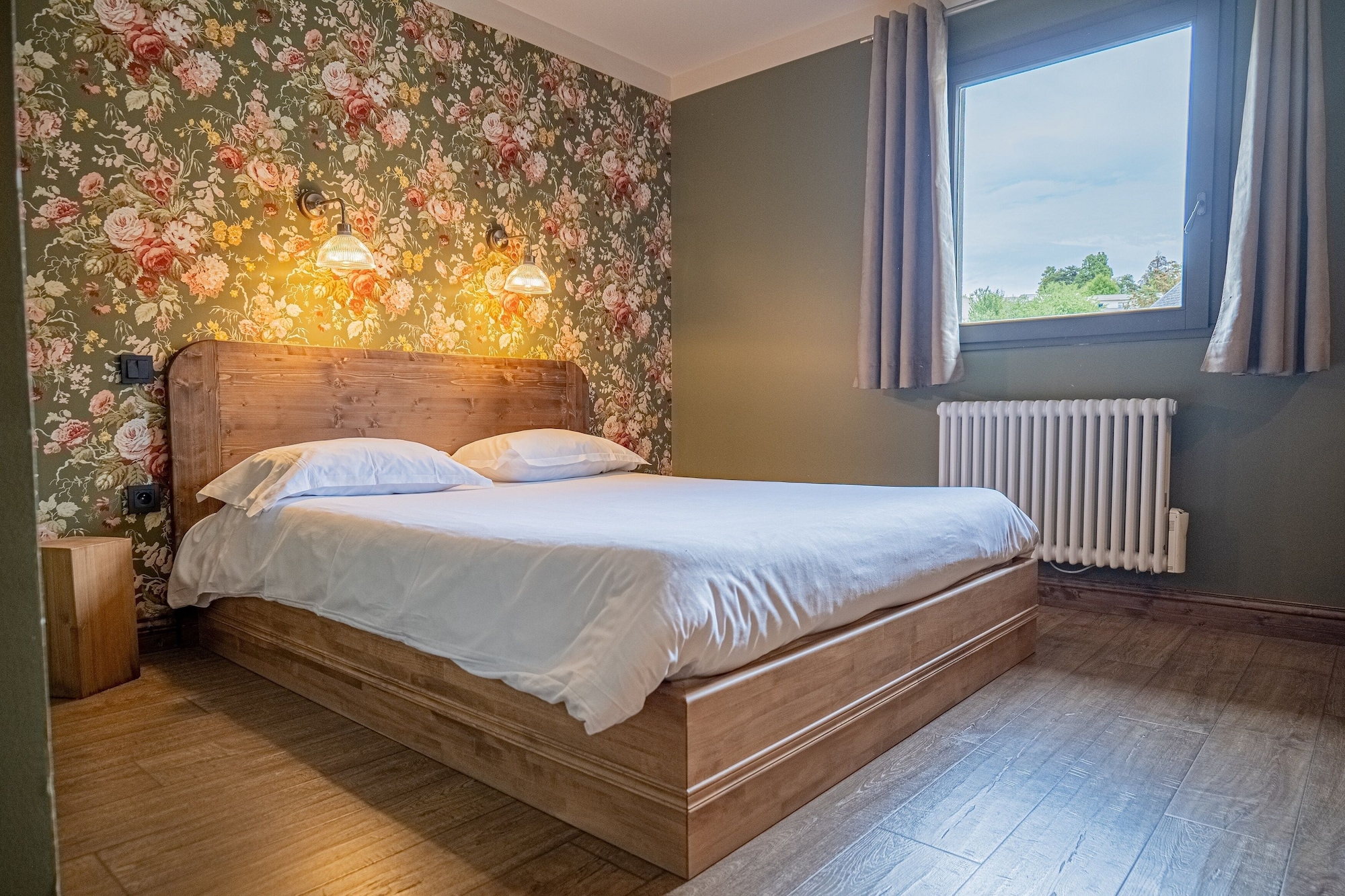 Room, Double Bed