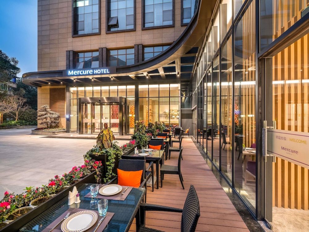 Mercure Chengdu Huapaifang (Opening December 2018) 58/69