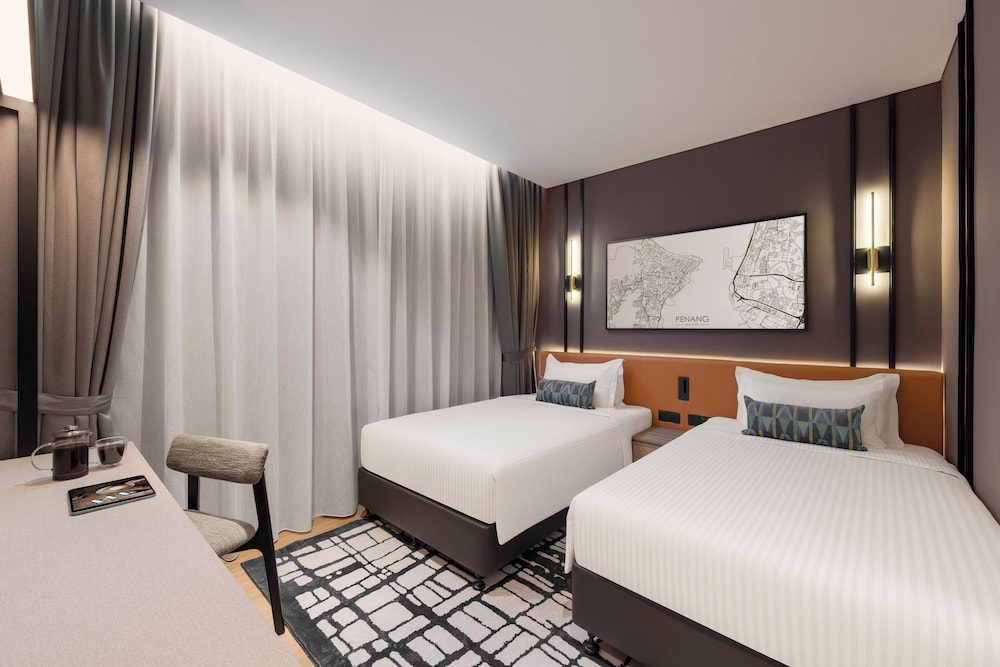 DELUXE, TWIN BEDS