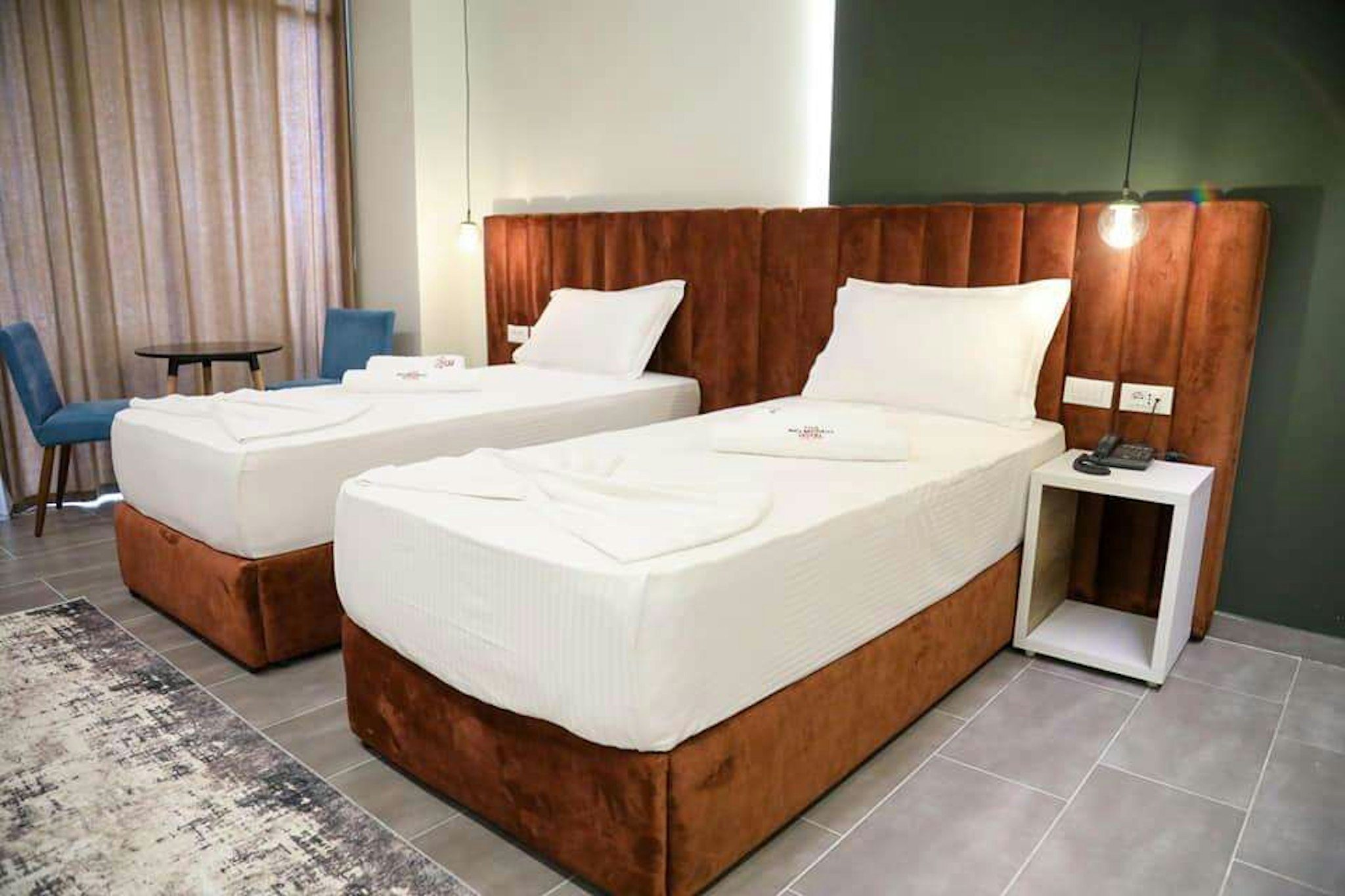 Ajsel Hotel 10/45