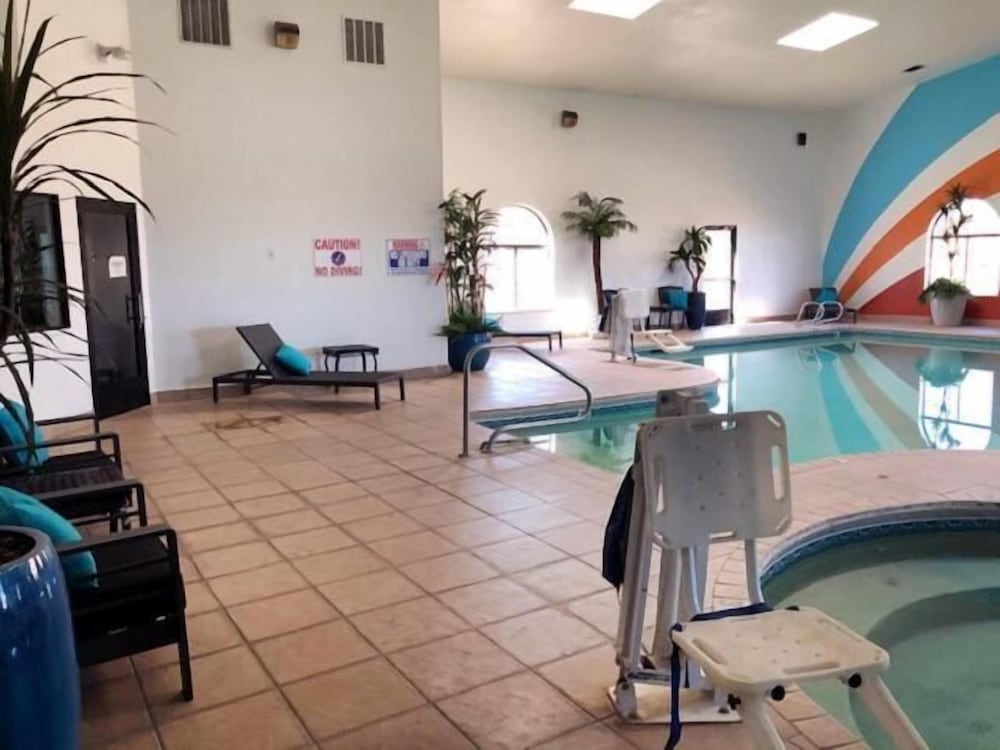 Navajoland Inn 16/27
