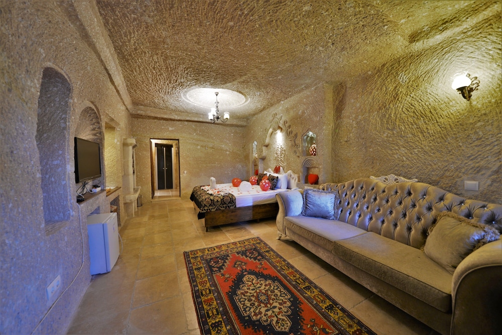 Dedeli Konak Cave Hotel 21/24