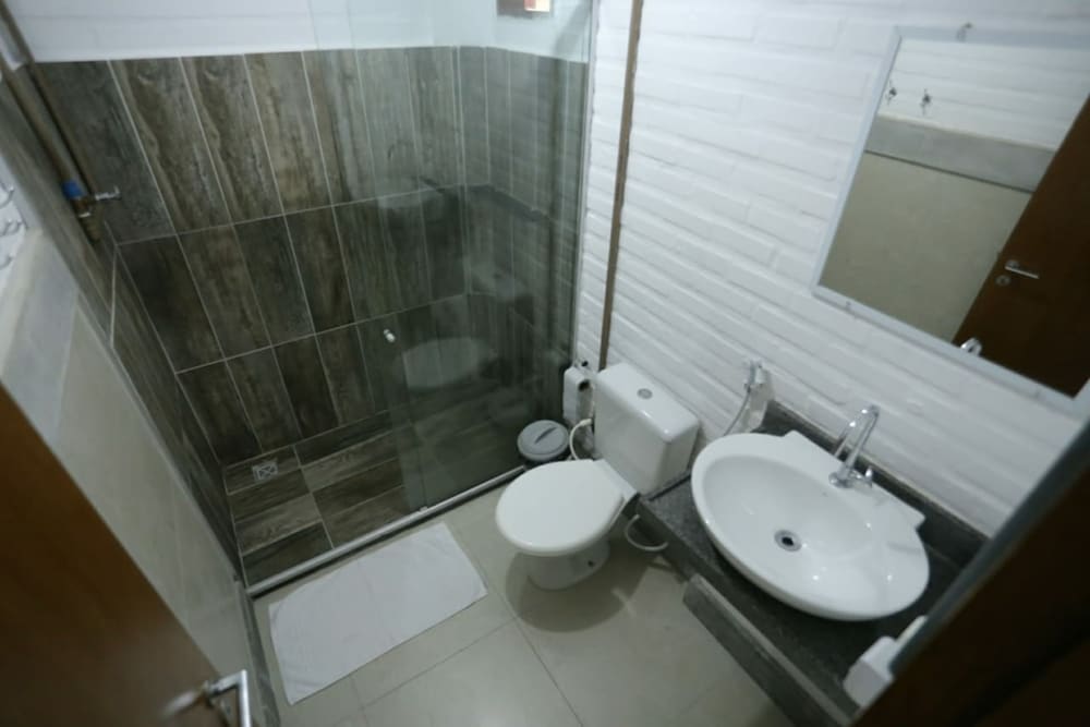 Economy Flat 45/47